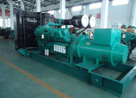 惠东800kw康明斯柴油发电机组图片 惠东800kw康明斯柴油发电机组图片